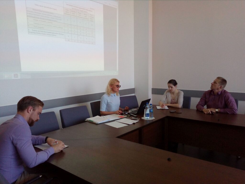 Vyko darbo grupės pasitarimas dėl iniciatyvų Telšių regiono specializacijos kryptims įgyvendinti