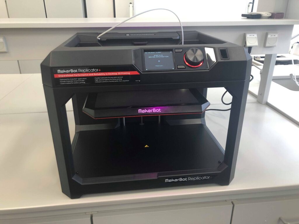 Plungės „Saulės“ gimnazijoje viena iš moderniausių chemijos, fizikos ir biologijos laboratorija