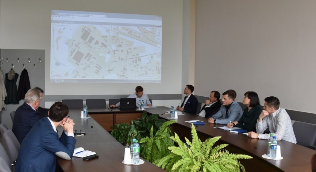 Savivaldybėje – pokalbis su verslininkais apie pramonės rajono infrastruktūros gerinimą