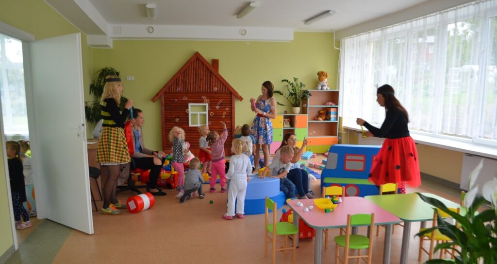 Į „Vyturėlį“ susirinko grupė „Skruzdėliukų“