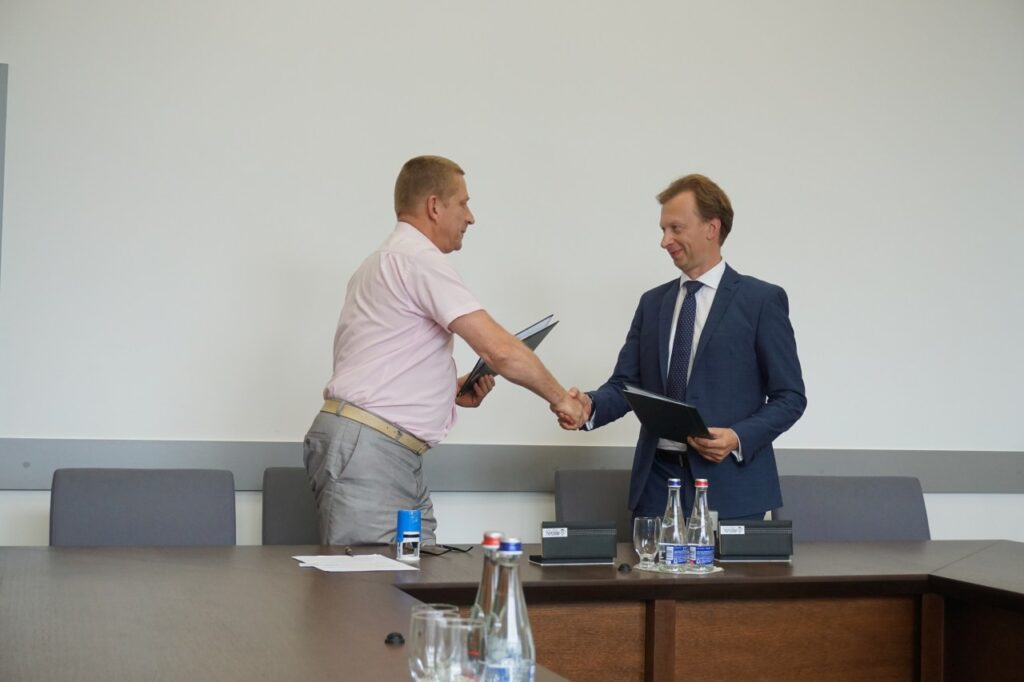 Pasirašyta sutartis dėl sporto ir sveikatingumo komplekso projektavimo