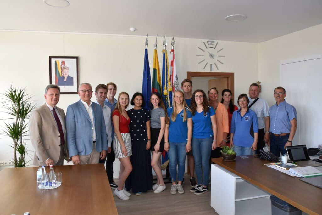 Š ateikiuose ir Š½emaičių Kalvarijoje vasaroja lietuvių kilmės savanoriai iš už Atlanto