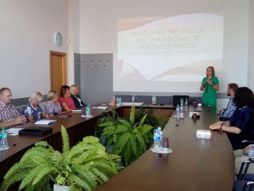 Ar paseks Plungė Kupiškio pavyzdžiu dėl savižudybių prevencijos?