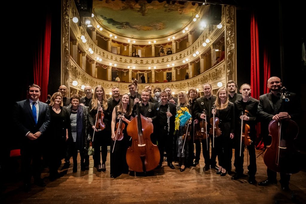 Ukrainos nacionalinis kamerinis orkestras ,, Kyiv Soloists“ Koncertas Plungės KC 2022-04-13