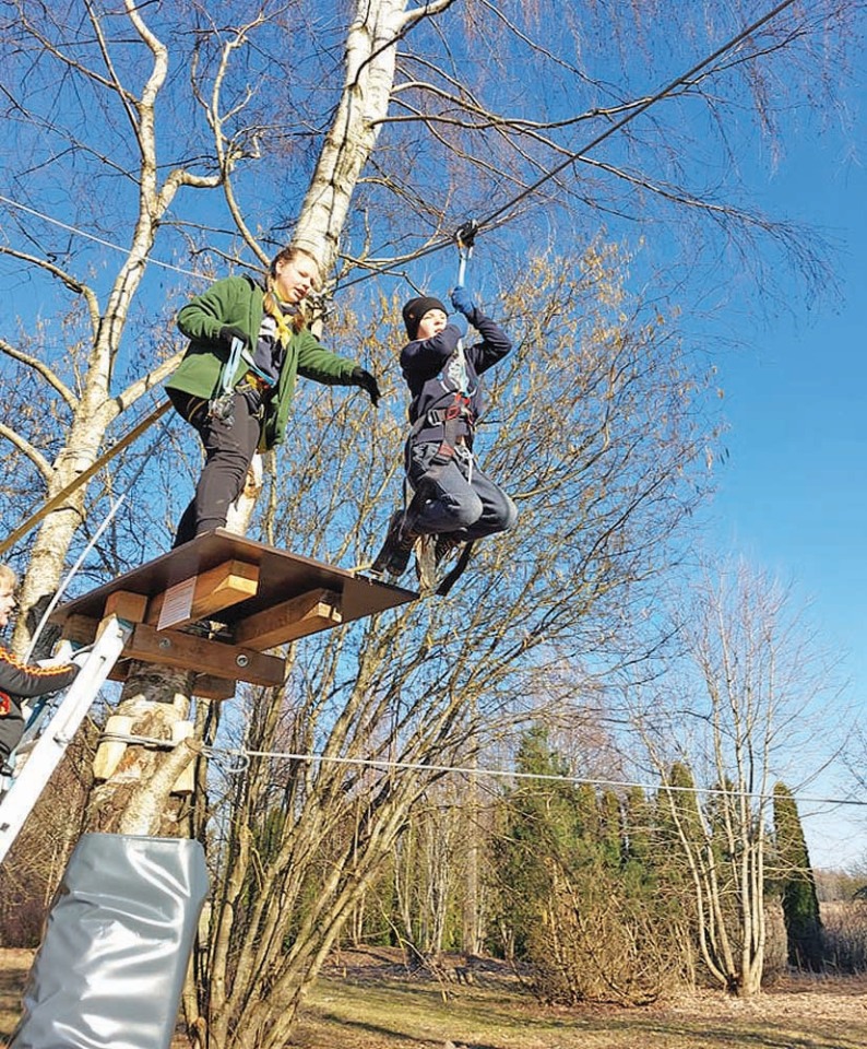 2022-04 skautiškoje Baltučių sodyboje