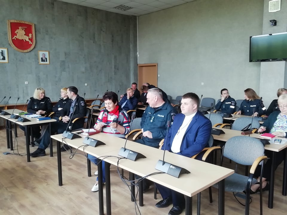 2022-05-19 Klaipėdos VPK viršininkas A. Motuzas susitiko su Plungės rajono savivaldybės vadovais, administracijos darbuotojais ir seniūnais