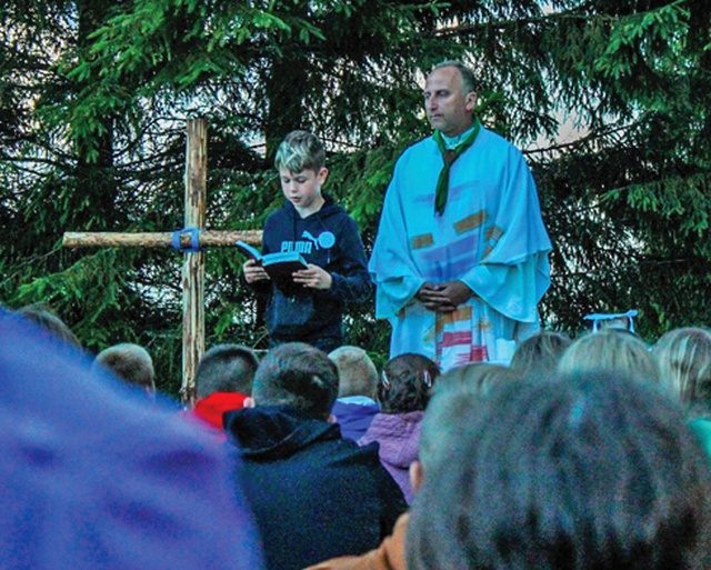 2022-07-9-16 Skautų stovykla ne skautams „Miško burtai“