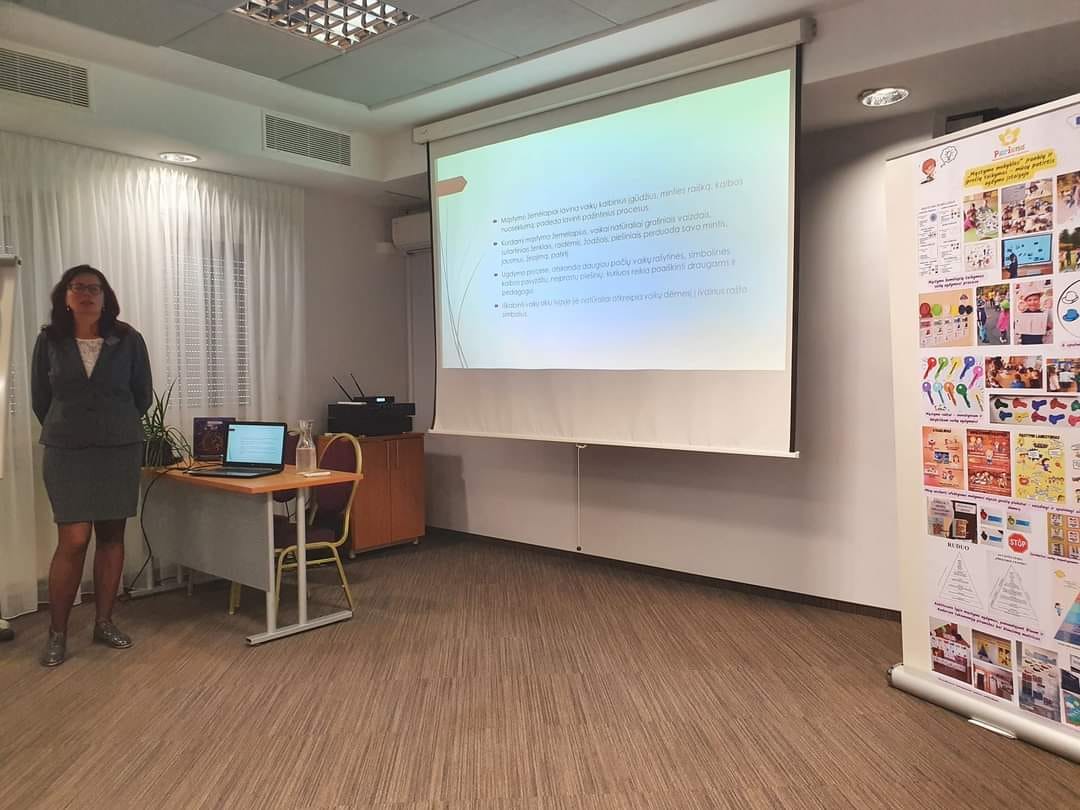 Projekto "Kryptingas vaikų mokymosi mokytis kompetencijų ugdymas taikant "Mąstymo įpročių" metodą" baigiamasis renginys 2022-09-16-17