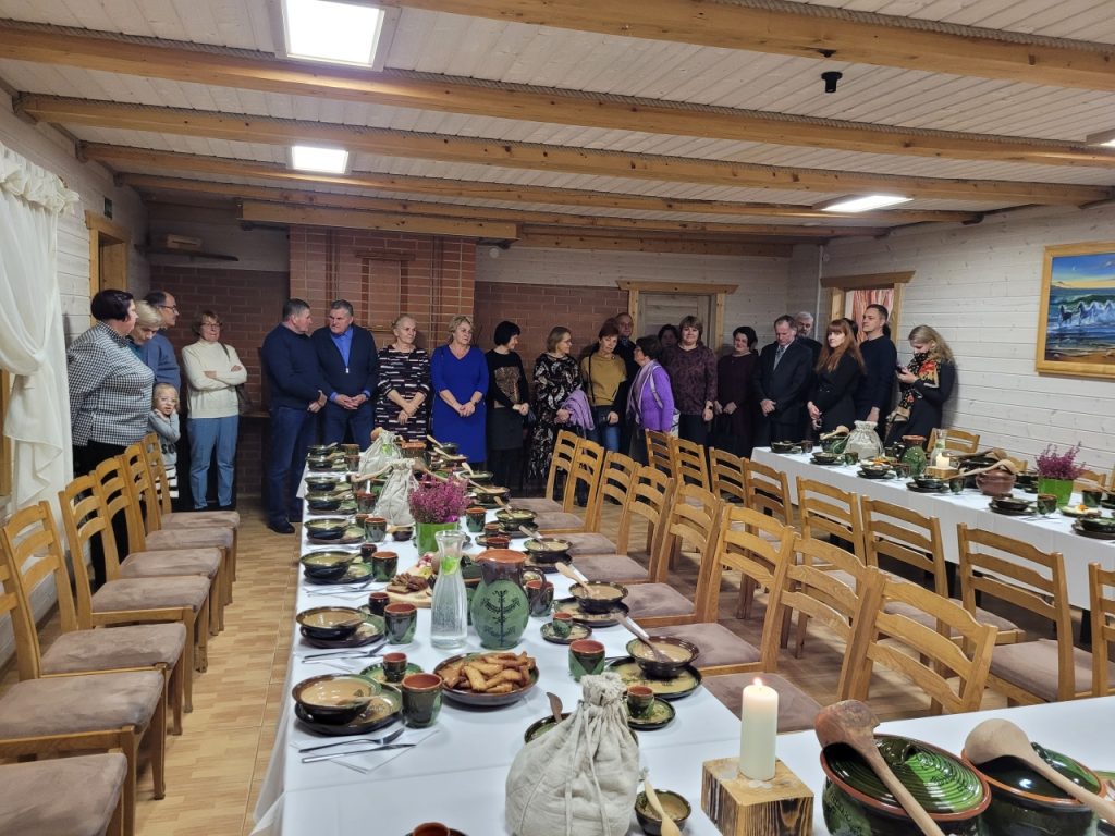 Bendruomeninės veiklos rėmimas 2022 m. Asociacija Babrungo seniūnijos šeimų bendruomenė „Tėviškė“, projektas Kalbėkime-girdėkime-matykime-dalinkimės
