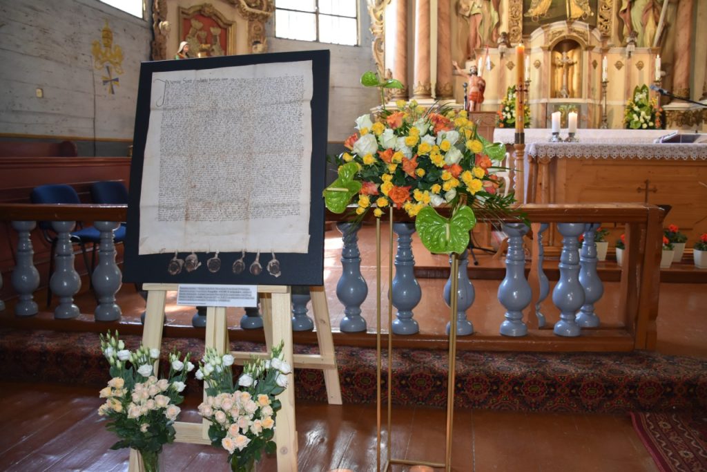 Platelių šv. apaštalų Petro ir Pauliaus parapija 1523 metų gegužės 15 dieną pirmąkart paminėta rašytiniuose šaltiniuose. 2023-05-21