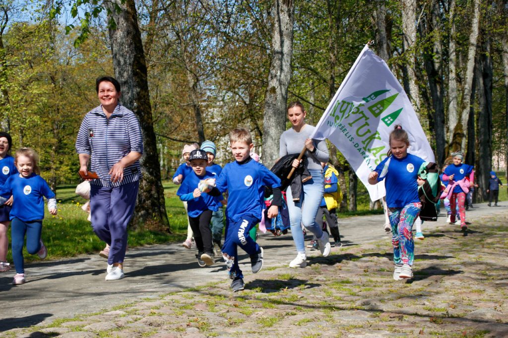 2023-05-09 Plungėje paminėta Pasaulinė judėjimo sveikatos labui diena