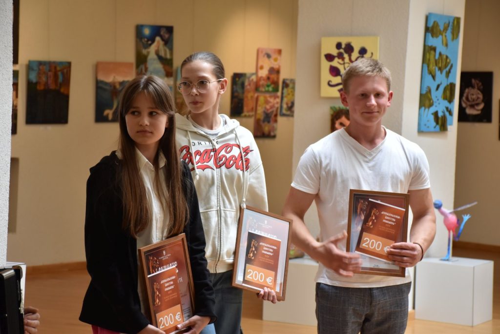 Plungės kultūros centro organizuojamo projekto „Stanislovas Riauba – Žemaitijos Andersenas“ dalyviai, 2023 Birželis