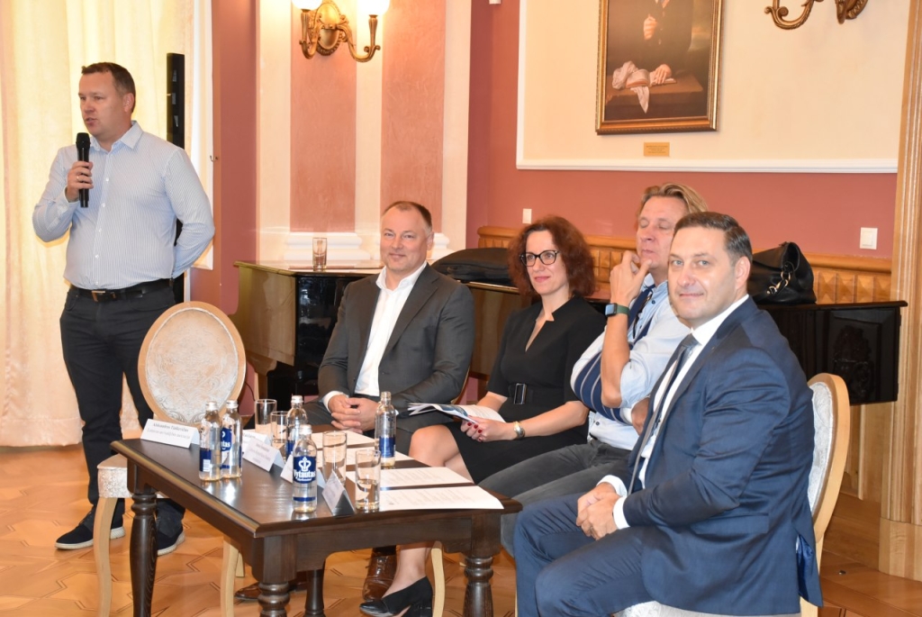 Specialiųjų tyrimų tarnybos surengtos konferencijos pranešėjai