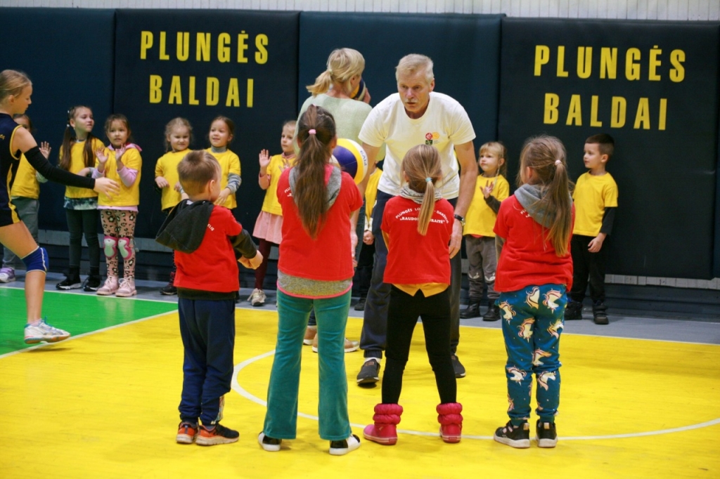 Plungės sporto ir rekreacijos centras, Plungės miesto darželinukų sporto šventės akimirkos