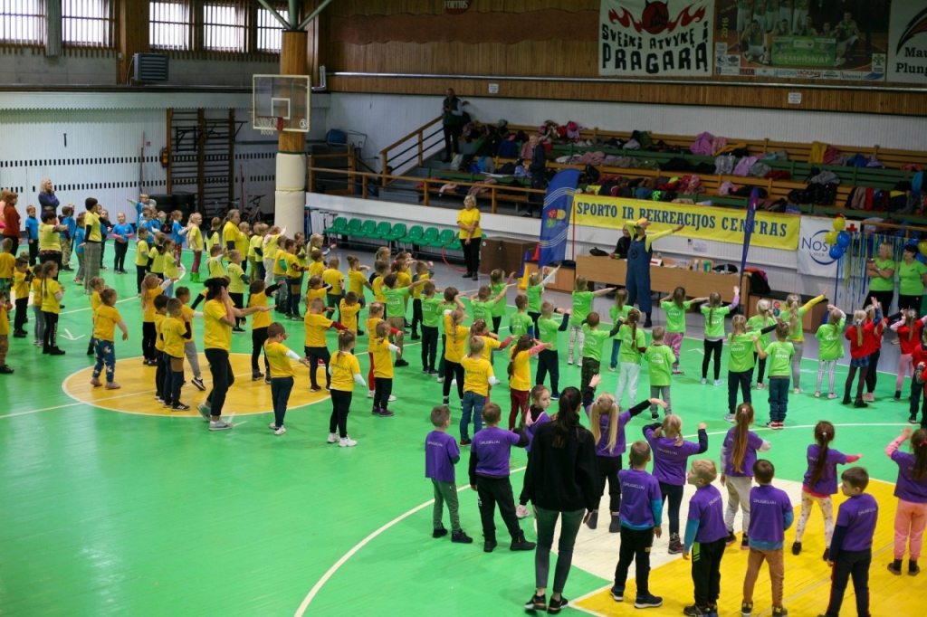 Plungės sporto ir rekreacijos centras, Plungės miesto darželinukų sporto šventės akimirkos