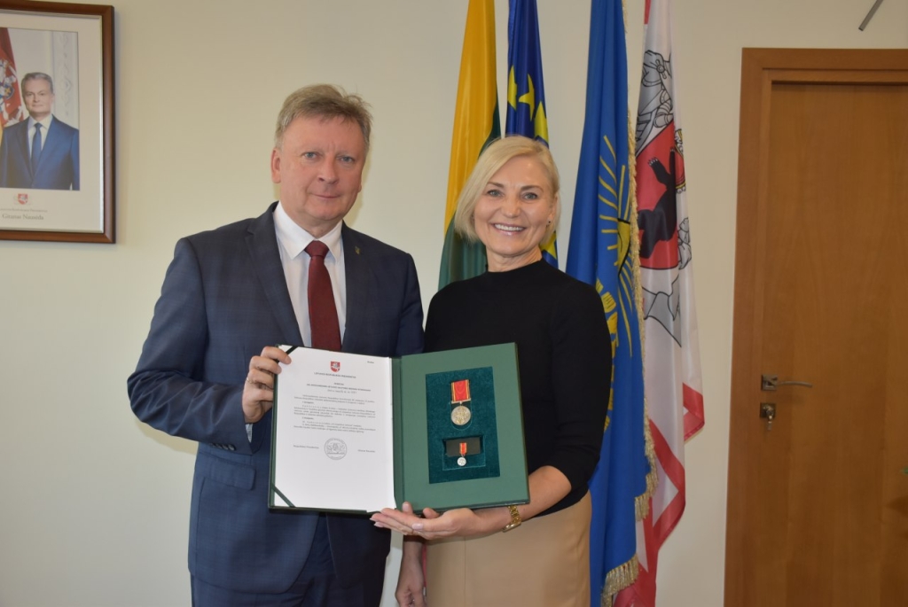 Ilona Baltikauskaitė apdovanota ordino „Už nuopelnus Lietuvai“ medaliu