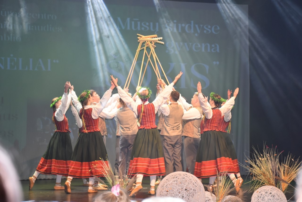 Scenoje – „Žirginėliai“!