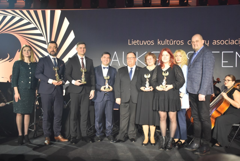 „Auksinių Feniksų“ nominatai