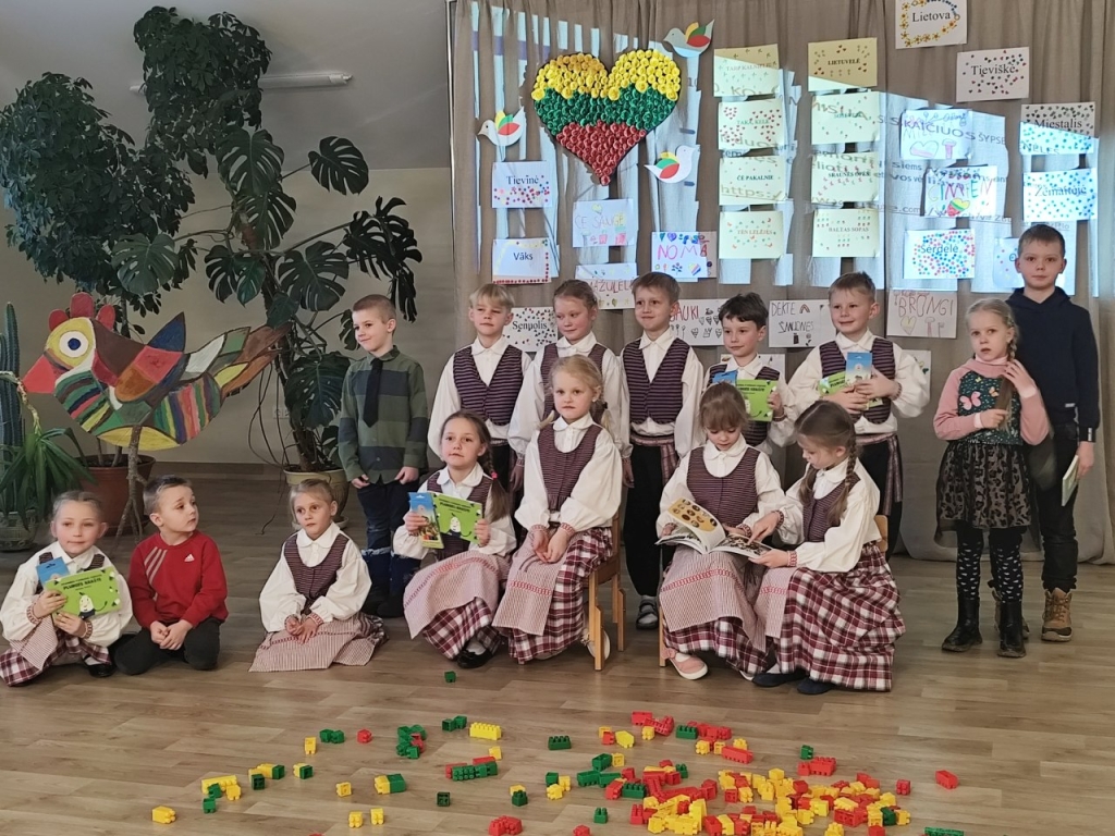 2024-03-07 Popietė – viktorina „Mano miestelis – dalis Lietuvos“ Alsėdžių kultūros centre, Renginio akimirka