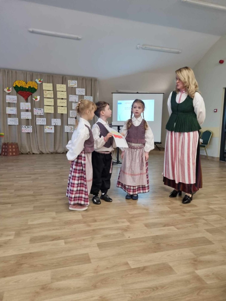 2024-03-07 Popietė – viktorina „Mano miestelis – dalis Lietuvos“ Alsėdžių kultūros centre, Renginio akimirka