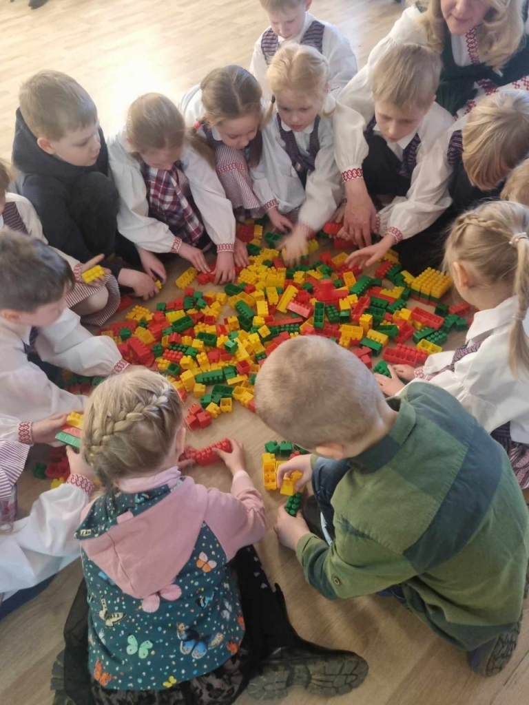 2024-03-07 Popietė – viktorina „Mano miestelis – dalis Lietuvos“ Alsėdžių kultūros centre, Renginio akimirka
