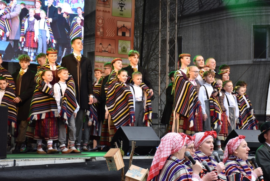Scenoje – Šokių dienos dalyviai