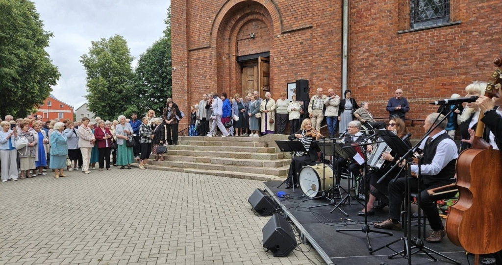 Agapė su „Rokunda“