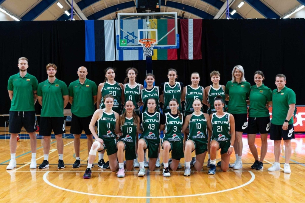 Ugnė Bertašiūtė ir Plungės SRC komanda