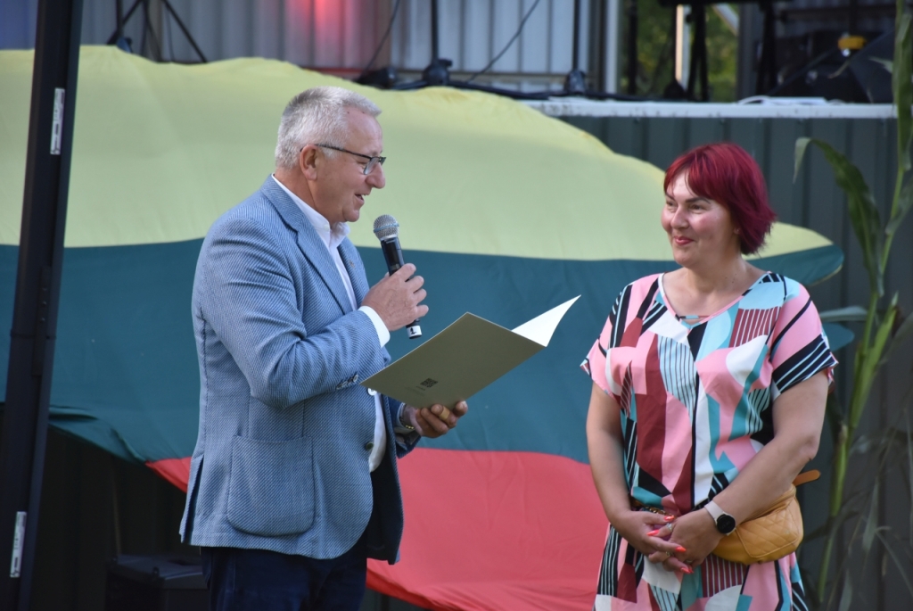 Seimo nario Jono Varkalio padėkos aktyviausiems šarneliškiams