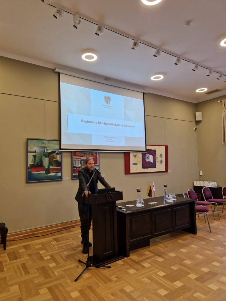 LR Vidaus reikalų ministerijos Regioninės politikos grupės vyriausiasis patarėjas Andrius Valickas