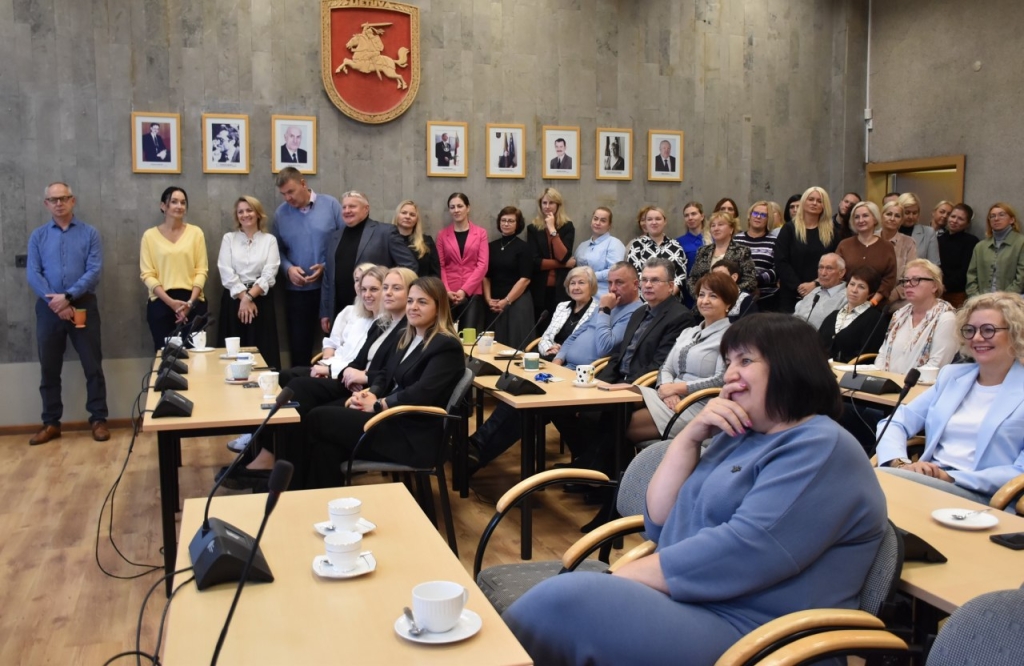 Sveikinimai visam Savivaldybės administracijos kolektyvui