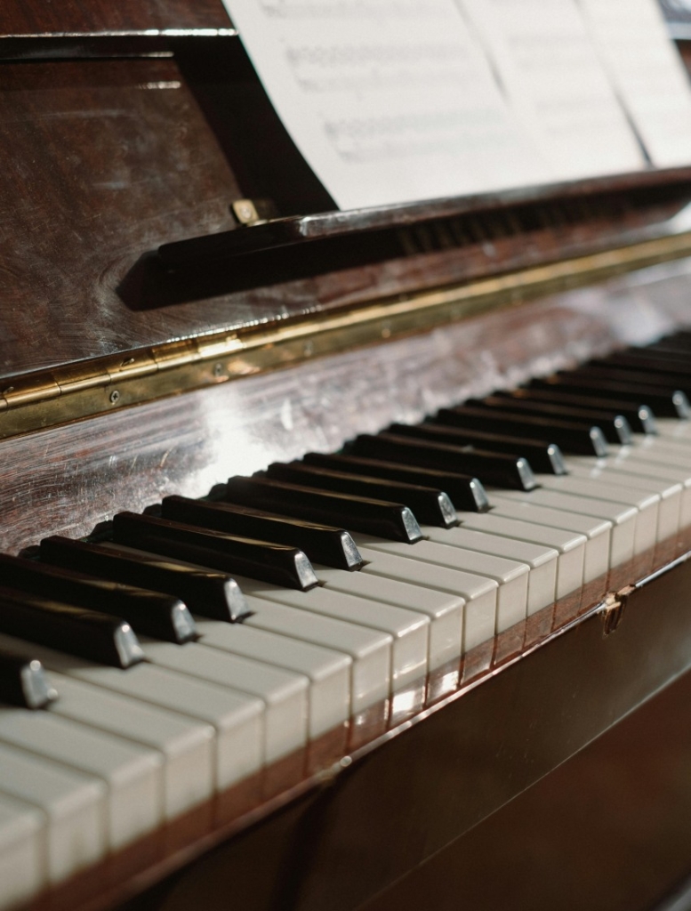 Klasikinio medinio pianino klavišai
