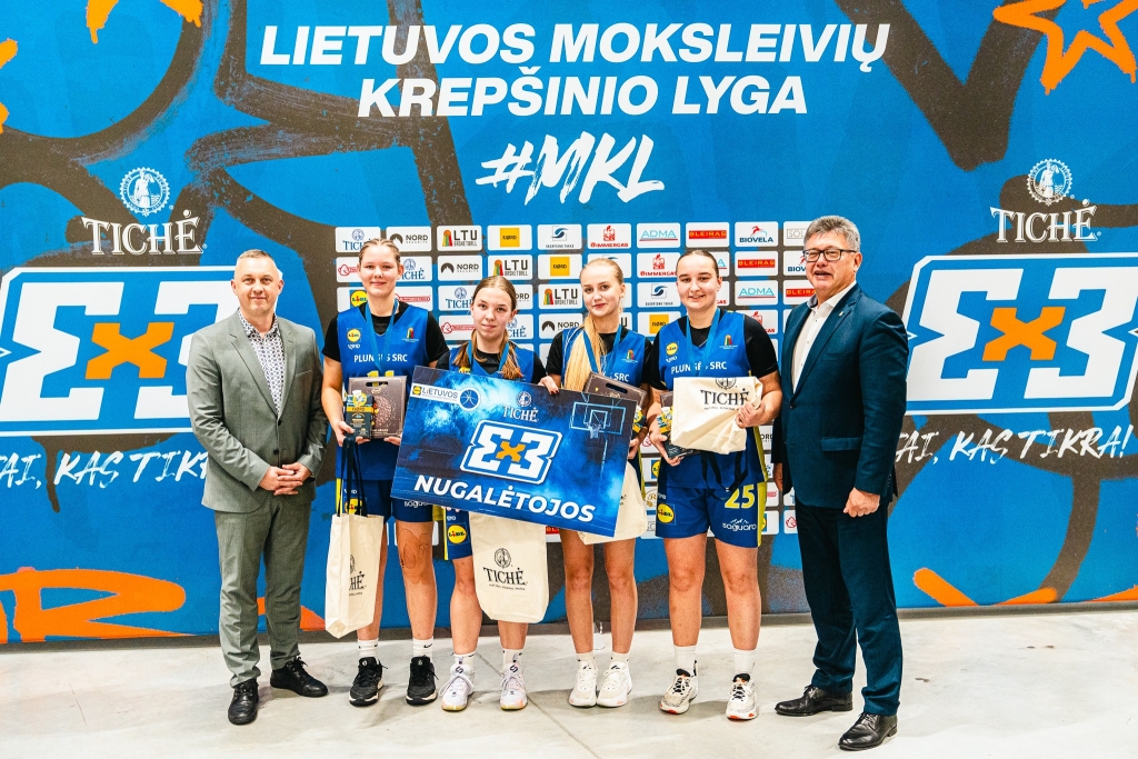 U-18 merginų amžiaus grupėje pirmojo turo nugalėtojomis tapo Plungės SRC merginos. 