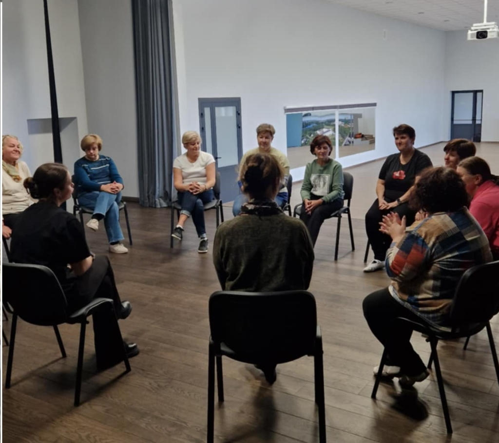 Plungės akademiko Adolfo Jucio progimnazijos mokytojai aktyviai įsitraukė į teatrines konsultacijas