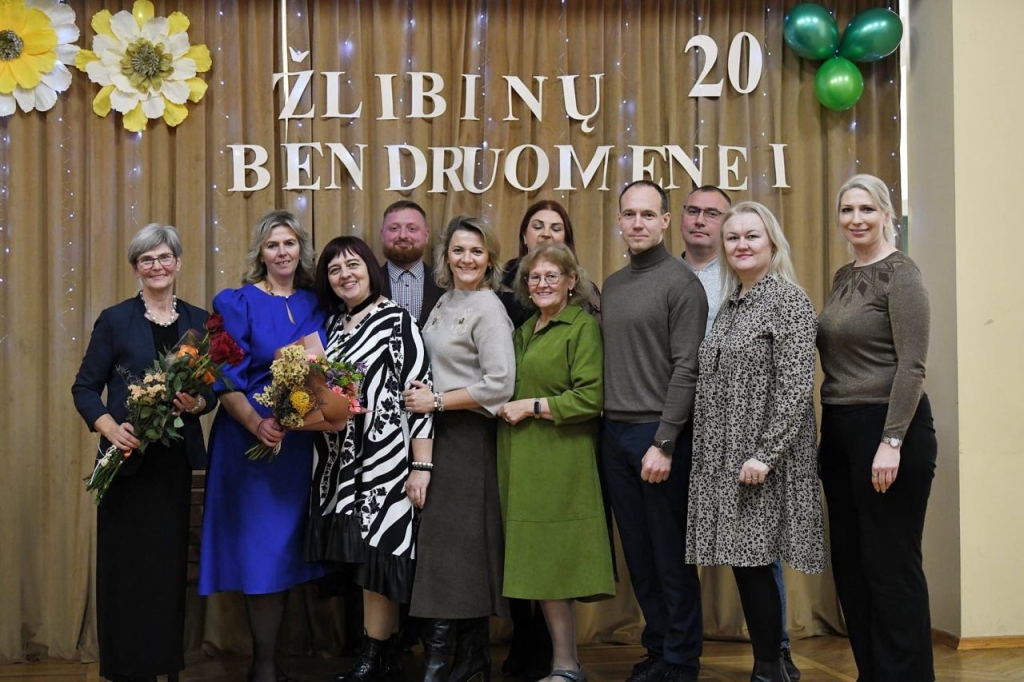 kitų bendruomenių atstovai