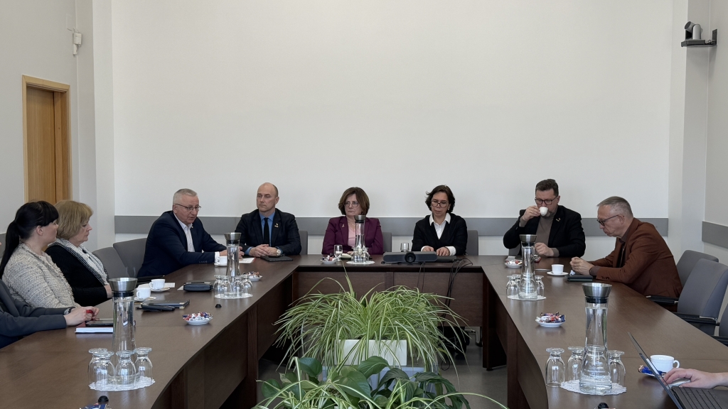 Plungės rajono savivaldybėje vyko pasitarimas dėl aukštos kvalifikacijos specialistų rengimo