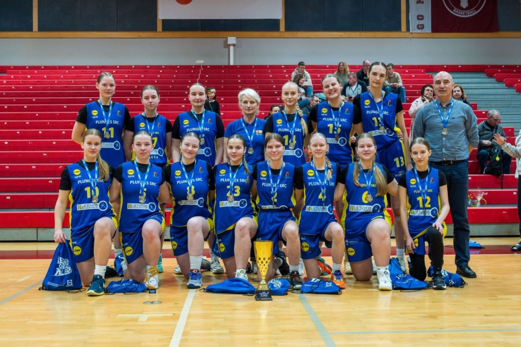 Merginų U18 B diviziono čempionatas. Bronzos medalis.