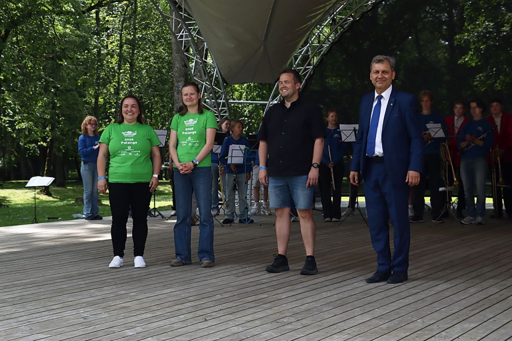 Svečiuose Plungėje Norvegijos muzikos mokyklos (Såner skolekorps) orkestras. 