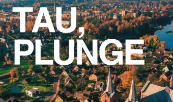 Paroda ,,Tau, Plunge