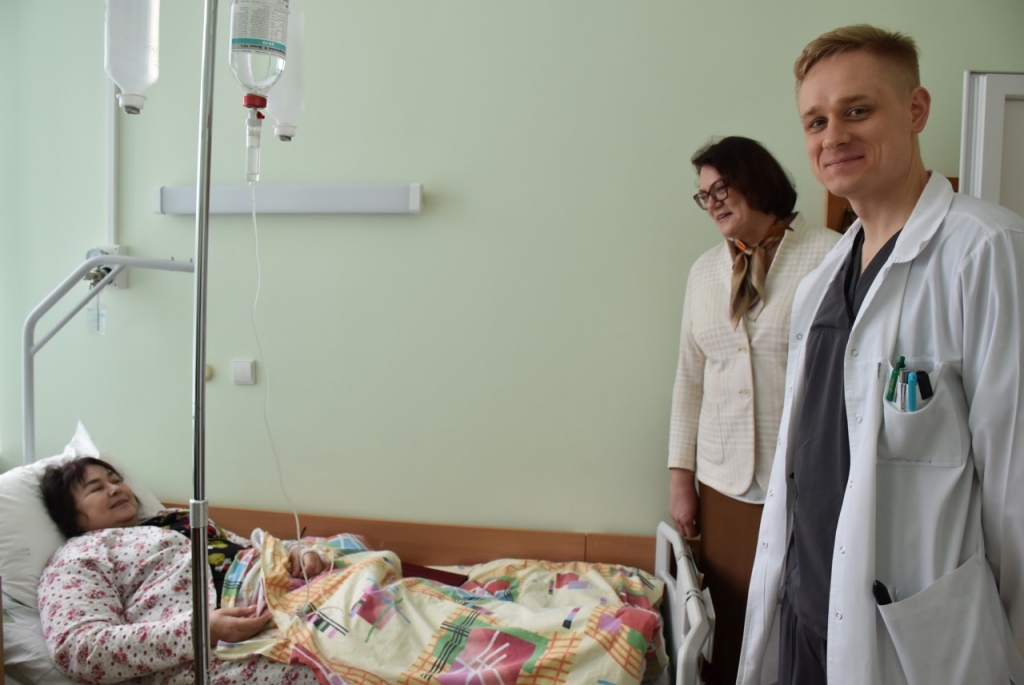 Ministrė Marija Jakubauskienė ir gydytojas Gytis Baltuonė