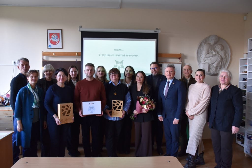 Plateliškiai su apdovanojimais