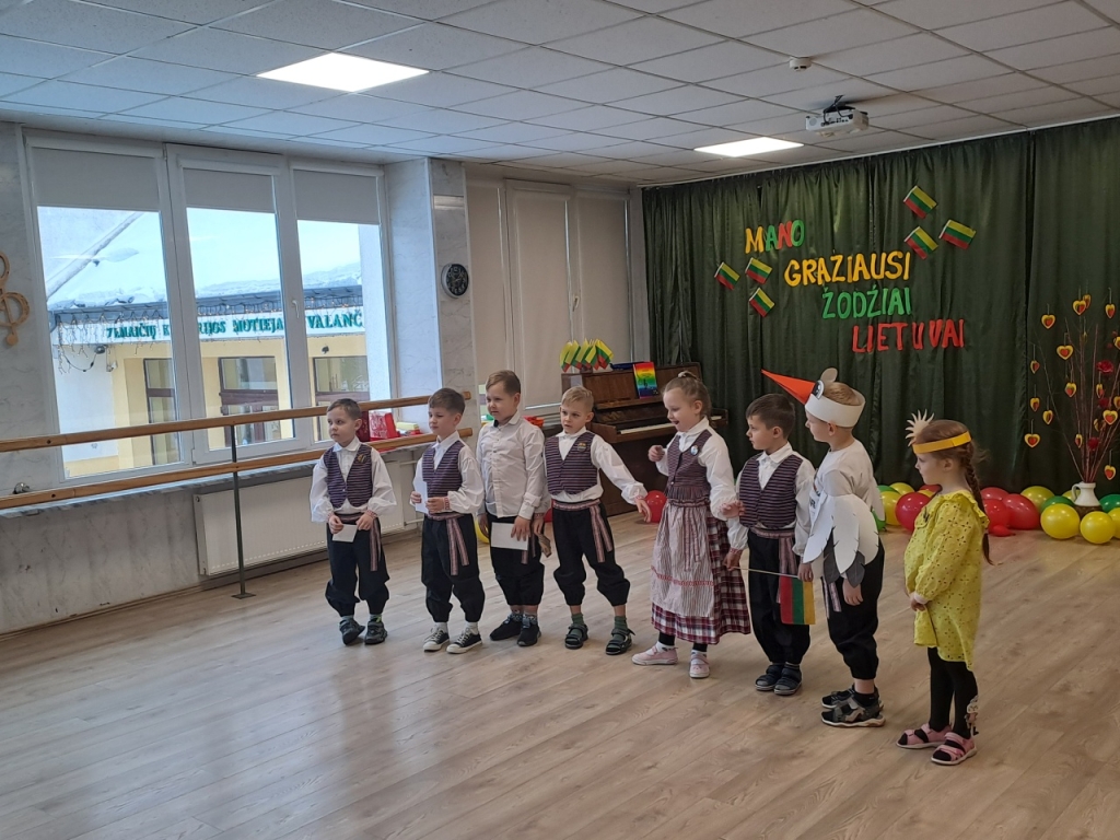 Lietuvos valstybės atkūrimo ir lietuvių kalbos dienoms paminėti skirti renginiai Žemaičių Kalvarijoje