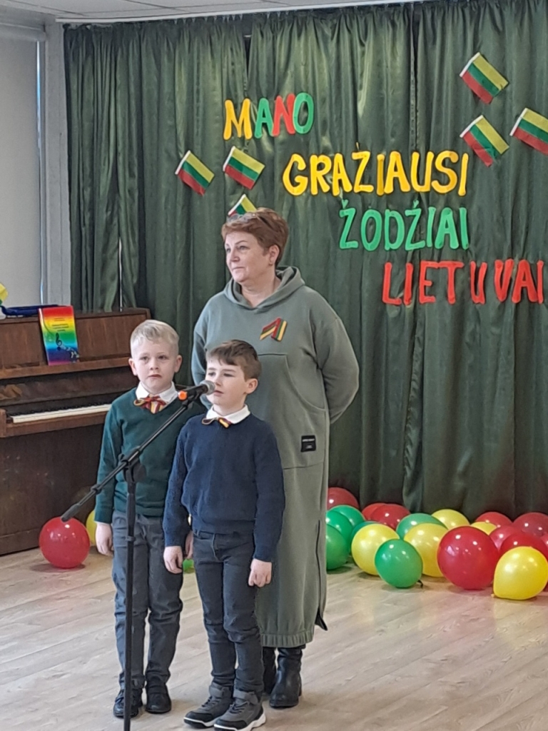 Lietuvos valstybės atkūrimo ir lietuvių kalbos dienoms paminėti skirti renginiai Žemaičių Kalvarijoje