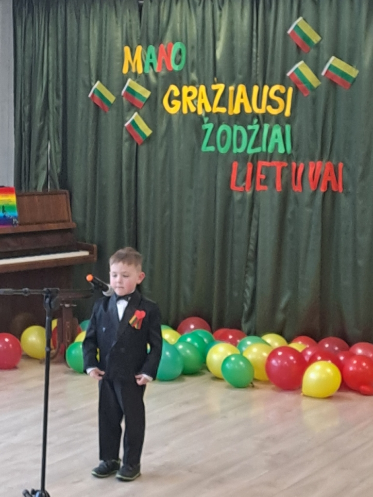 Lietuvos valstybės atkūrimo ir lietuvių kalbos dienoms paminėti skirti renginiai Žemaičių Kalvarijoje