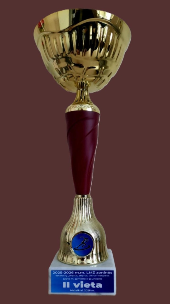 Aukso spalvos taurė su užrašu „II vieta“.