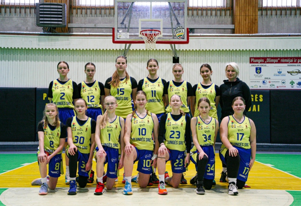 Edita Lapienė su auklėtinėmis