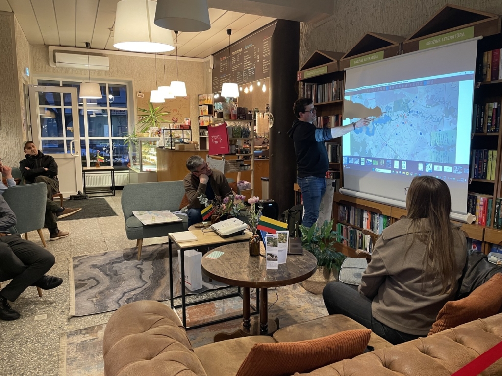 Susitikimo akimirka, plano atvaizdavimas ekrane