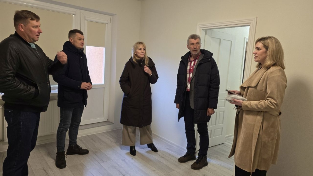 Komiteto nariai kalbasi