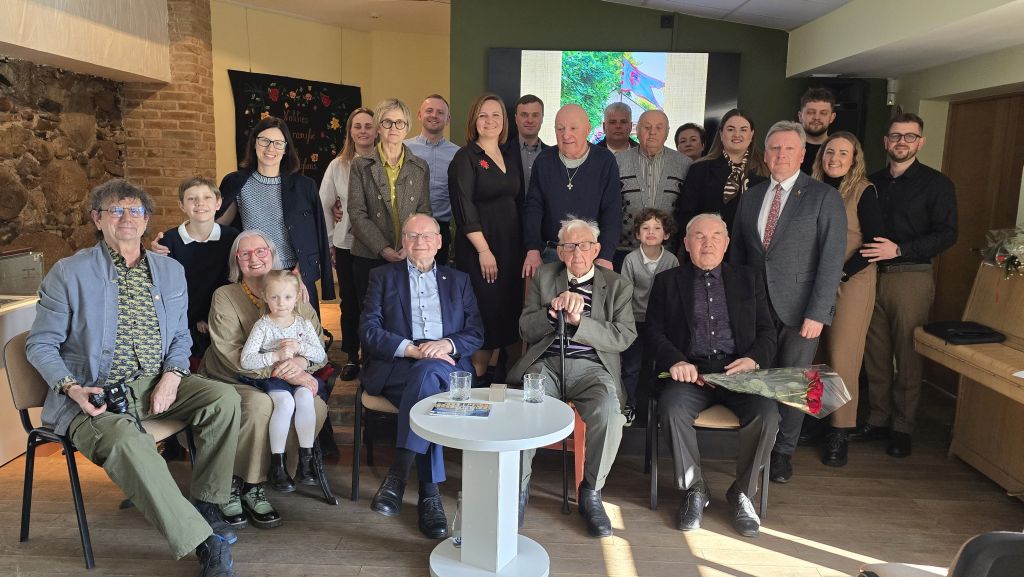 Susitikimo dalyviai, bendra nuotrauka